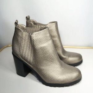 Sam & Libby Deanna Ankle Boot Vegan Metallic Heel